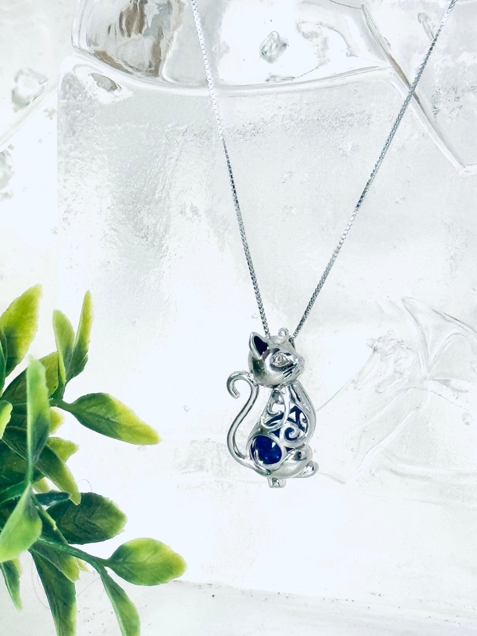 Collier "Bille de mémoire" (chat) pour cendres funéraires - La Meduse - Verre soufflé