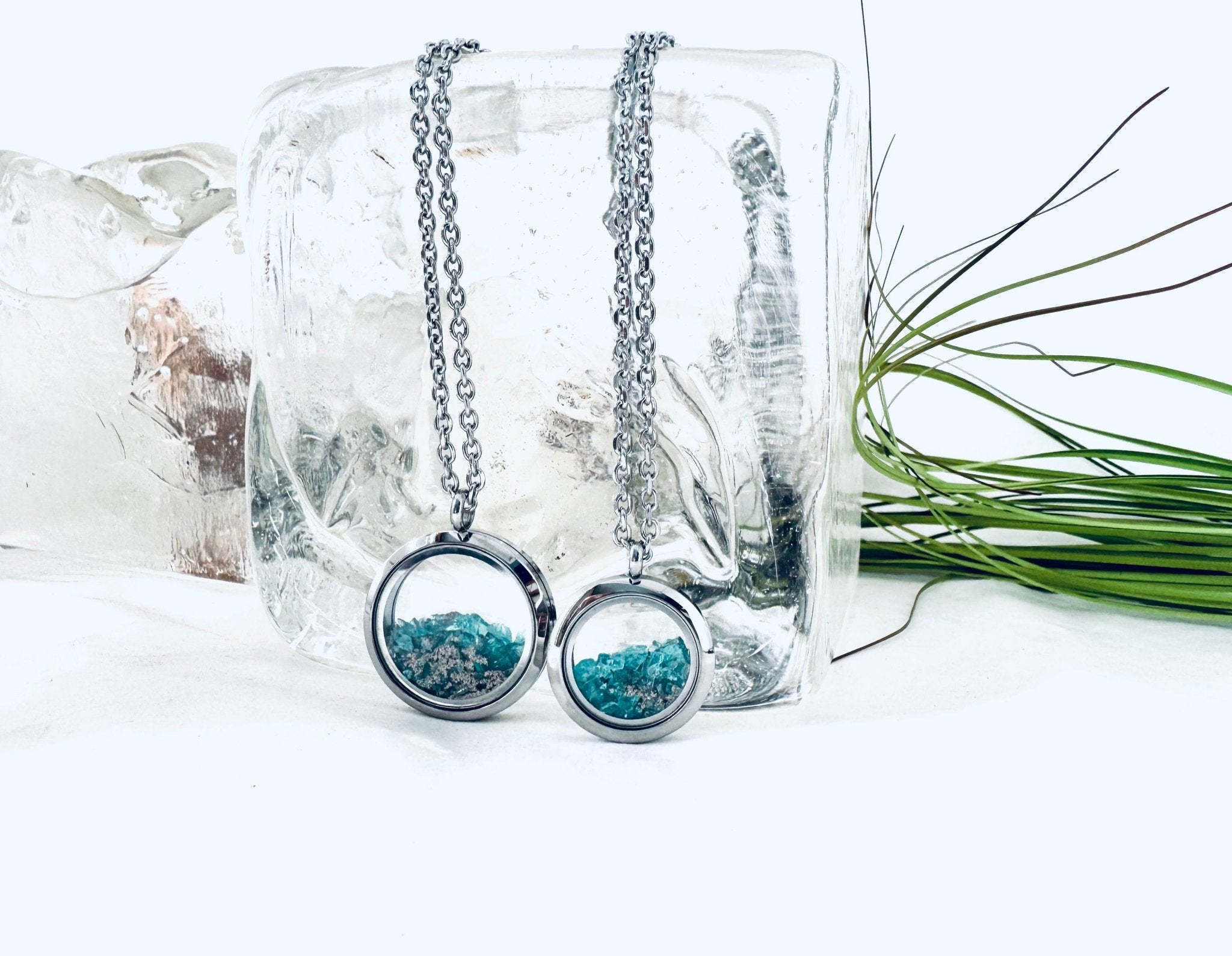 Collier "Hublot Souvenir" pour cendres funéraires - couleur argent - La Meduse - Verre soufflé